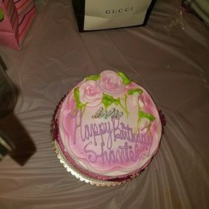 Meet your Posher, Lina